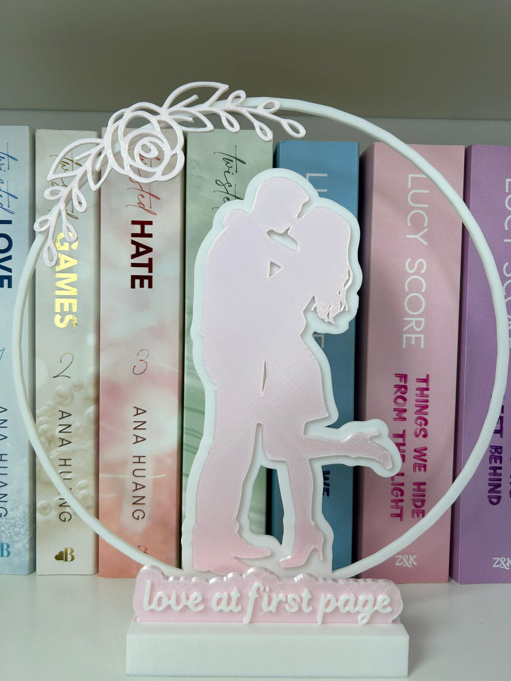 Love at First Page - Romantisch Decoratief Beeld