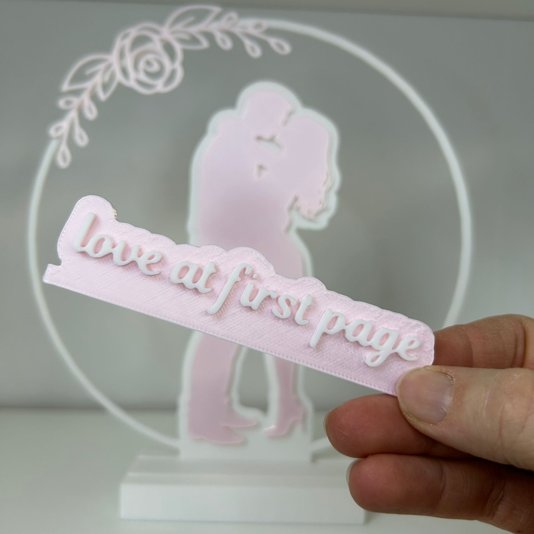 Love at First Page - Romantisch Decoratief Beeld