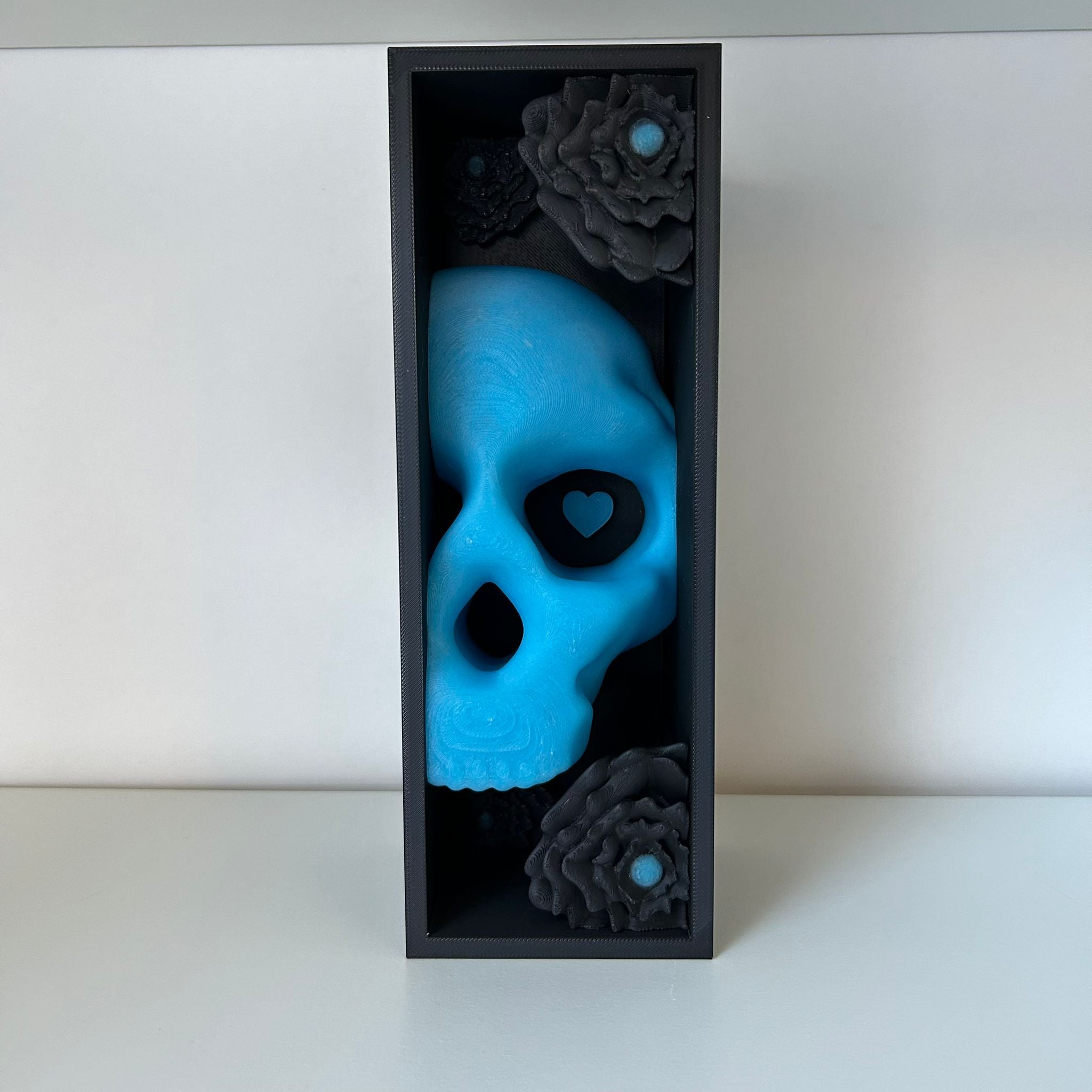Skull & Flower Book Nook | Dark Romance Book Nook | Gothic Bookshelf Decor | 3D Printed Book Nook