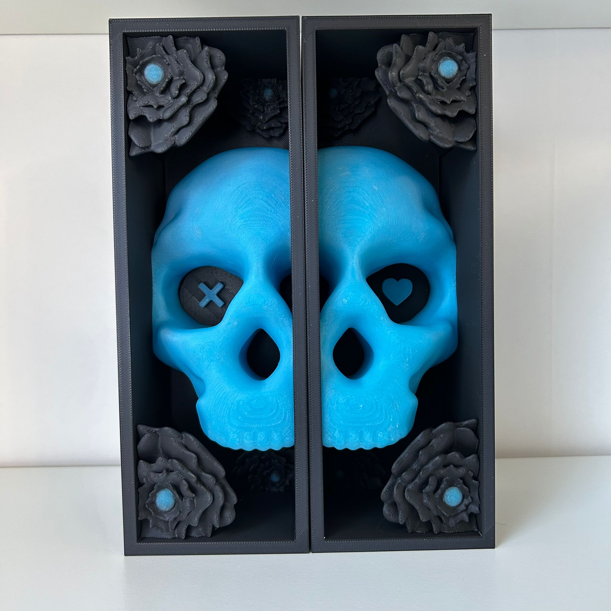 Skull & Flower Book Nook | Dark Romance Book Nook | Gothic Bookshelf Decor | 3D Printed Book Nook