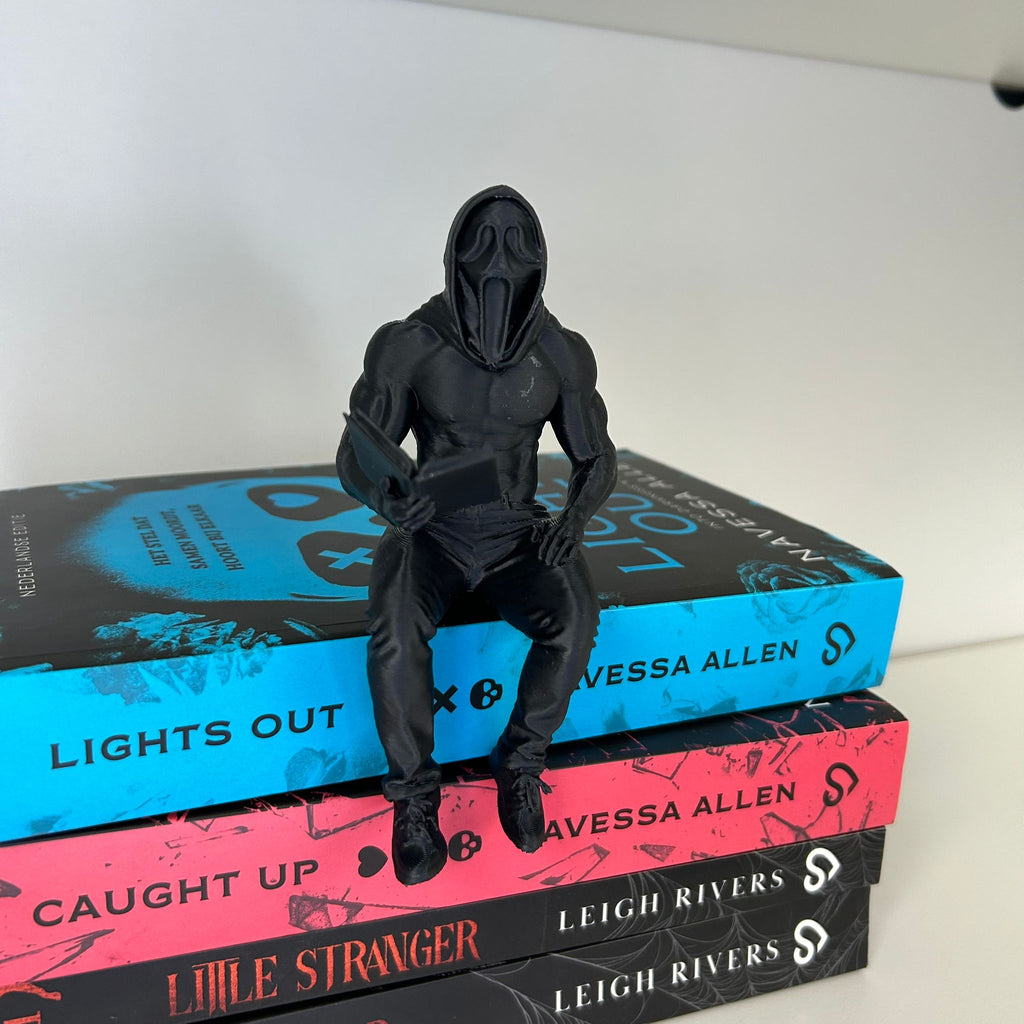 Ghostface Reader Shelf Sitter